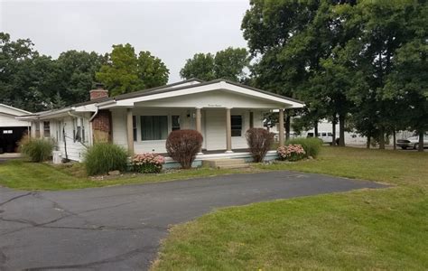 NET provides detailed descriptions, pictures, and directions to local estate <b>sales</b>, tag <b>sales</b>, and auctions in your area. . Jackson michigan garage sales